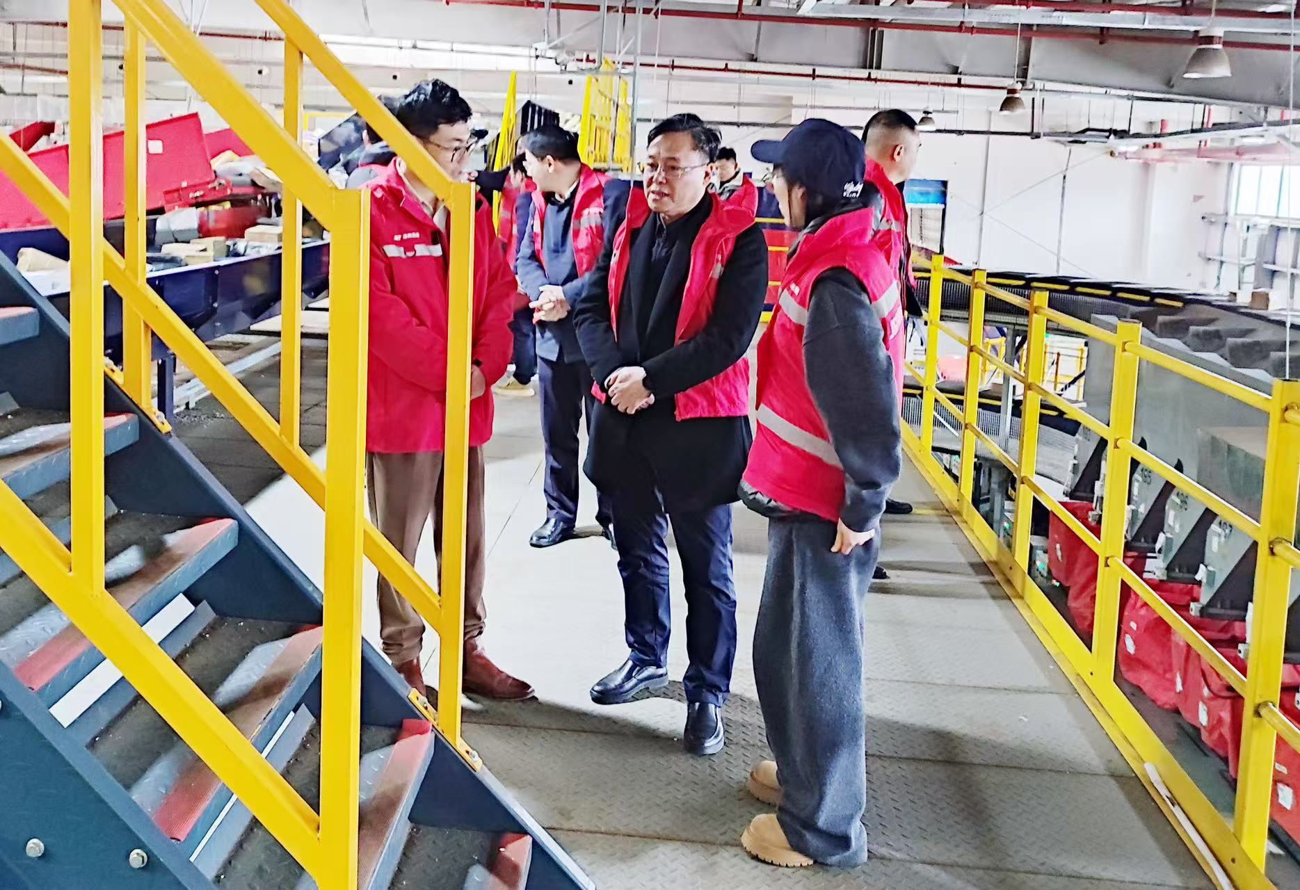 周慧锋带队赴南昌调研督导全国两会寄递...